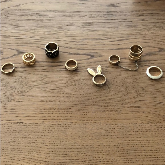 Forever 21 Jewelry - 7 ring bundle / set